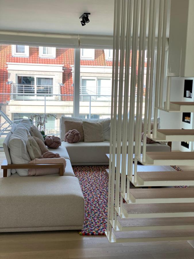 Ferienwohnung Ghibli - Duplex With Parking Knokke-Heist Exterior foto